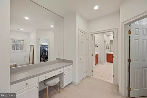 Entry Way - 1507 Sandy Glenn Pl, Sandy Spring, MD 20860 photo 7 of 8