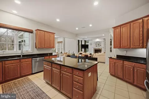 Kitchen - 1507 Sandy Glenn Pl, Sandy Spring, MD 20860 photo 5 of 5