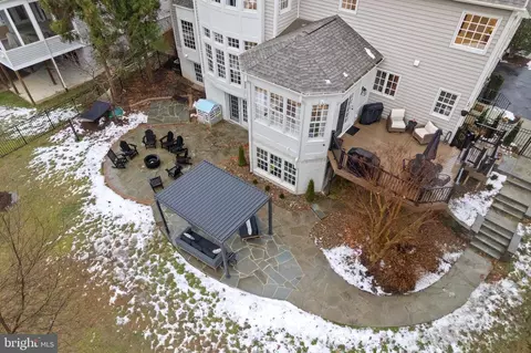 Exterior - 1507 Sandy Glenn Pl, Sandy Spring, MD 20860 photo 12 of 13