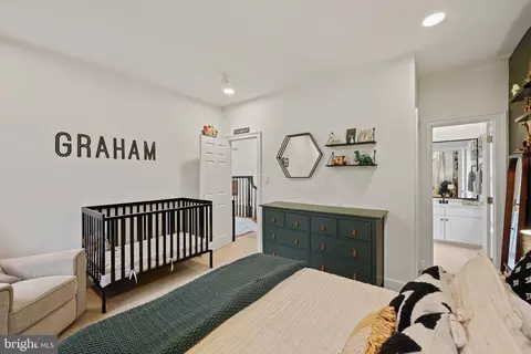 Bedroom - 1507 Sandy Glenn Pl, Sandy Spring, MD 20860 photo 6 of 11