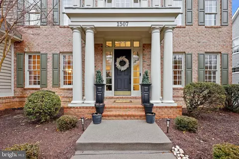 Exterior - 1507 Sandy Glenn Pl, Sandy Spring, MD 20860 photo 5 of 13