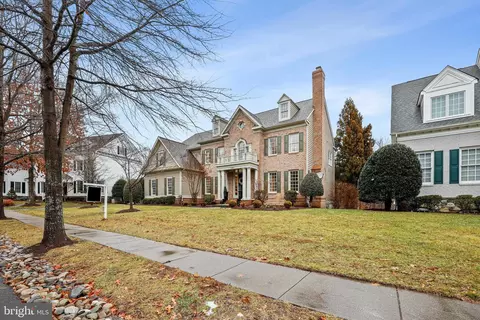 Exterior - 1507 Sandy Glenn Pl, Sandy Spring, MD 20860 photo 2 of 13