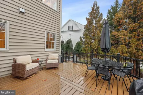 Exterior - 1507 Sandy Glenn Pl, Sandy Spring, MD 20860 photo 6 of 13