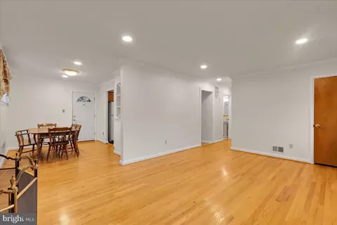 10922 Inwood Ave, Silver Spring, MD 20902 photo 6