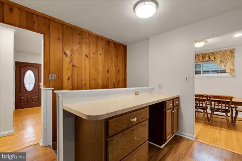10922 Inwood Ave, Silver Spring, MD 20902 photo 10