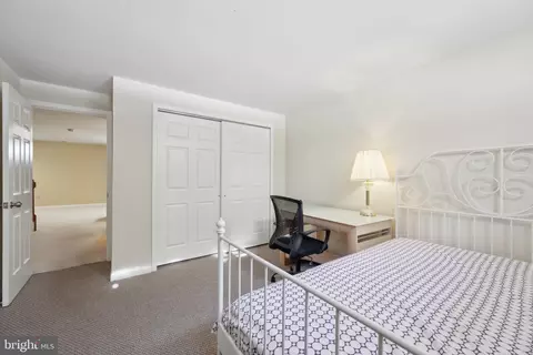 Bedroom - 1507 Wheaton Ln, Silver Spring, MD 20902 photo 2 of 6