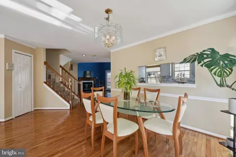 Dining - 1507 Wheaton Ln, Silver Spring, MD 20902 photo 1 of 2