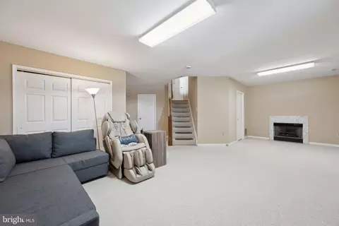 Living - 1507 Wheaton Ln, Silver Spring, MD 20902 photo 2 of 2