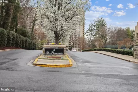 5225 Pooks Hill Rd #901N 902N, Bethesda, MD 20814