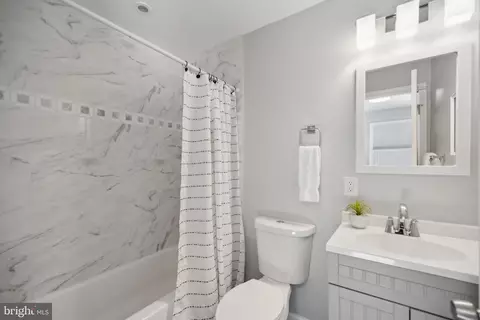 Bath - 1802 Cody Dr, Silver Spring, MD 20902 photo 1 of 3