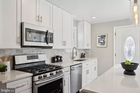 Kitchen - 1802 Cody Dr, Silver Spring, MD 20902 photo 2 of 4