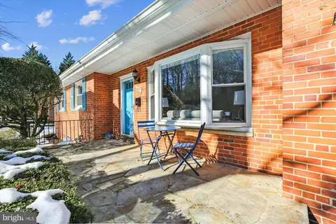 401 Greenbrier Dr, Silver Spring, MD 20910 photo 5