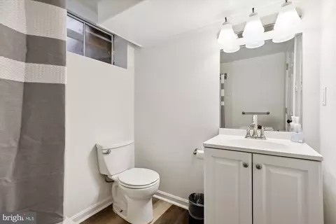 401 Greenbrier Dr, Silver Spring, MD 20910 photo 40