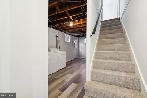 401 Greenbrier Dr, Silver Spring, MD 20910 photo 43