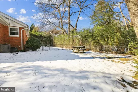 401 Greenbrier Dr, Silver Spring, MD 20910 photo 46