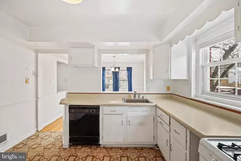 2921 Parker Ave, Silver Spring, MD 20902 photo 14