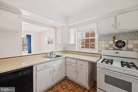 2921 Parker Ave, Silver Spring, MD 20902 photo 13