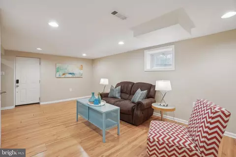 Living - 10147 Dallas Ave, Silver Spring, MD 20901 photo 3 of 3