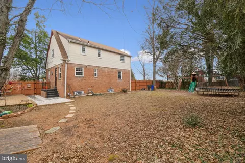 Exterior - 10147 Dallas Ave, Silver Spring, MD 20901 photo 2 of 3