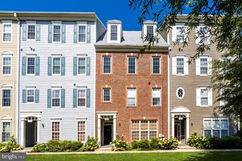 133 Chevy Chase St #133, Gaithersburg, MD 20878