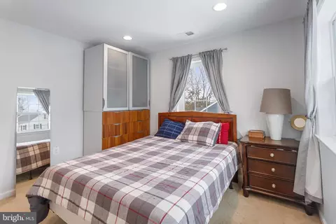 Bedroom - 12300 Dewey Rd, Silver Spring, MD 20906 photo 2 of 7