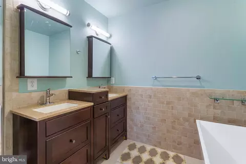 Bath - 12300 Dewey Rd, Silver Spring, MD 20906 photo 5 of 7