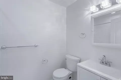 Bath - 12300 Dewey Rd, Silver Spring, MD 20906 photo 2 of 7