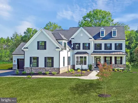 17221 Tom Fox Ave, Poolesville, MD 20837