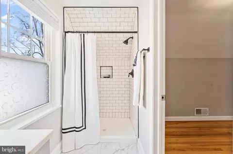 Bath - 12210 Atherton Dr, Silver Spring, MD 20902 photo 3 of 5