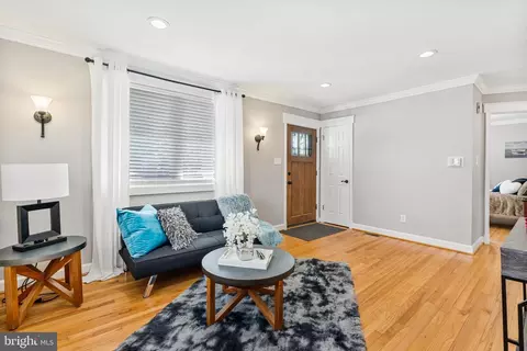Entry Way - 12210 Atherton Dr, Silver Spring, MD 20902 photo 1 of 7