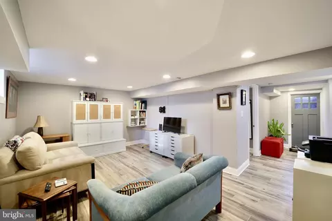 617 Ray Dr, Silver Spring, MD 20910 photo 33