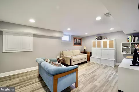617 Ray Dr, Silver Spring, MD 20910 photo 34