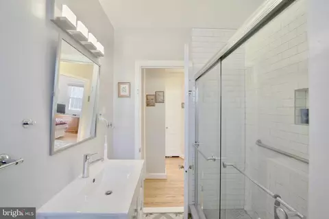 617 Ray Dr, Silver Spring, MD 20910 photo 18