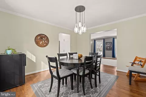 Dining - 22 Middlebridge Ct, Silver Spring, MD 20906 photo 2 of 3