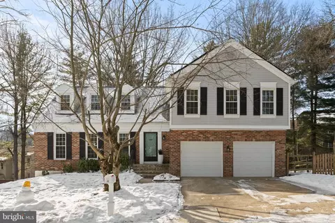 Exterior - 22 Middlebridge Ct, Silver Spring, MD 20906 photo 2 of 12