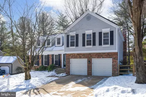 Exterior - 22 Middlebridge Ct, Silver Spring, MD 20906 photo 4 of 12
