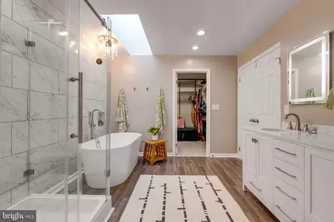 Bath - 22 Middlebridge Ct, Silver Spring, MD 20906 photo 4 of 5