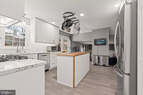 Kitchen - 22 Middlebridge Ct, Silver Spring, MD 20906 photo 1 of 6