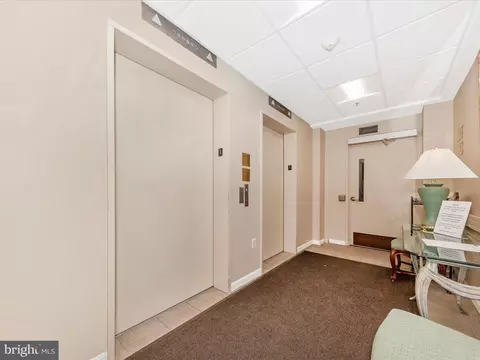 14809 Pennfield Cir #402, Silver Spring, MD 20906 photo 25