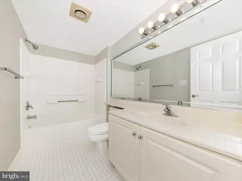 14809 Pennfield Cir #402, Silver Spring, MD 20906 photo 19