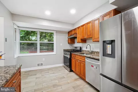 10307 Leslie St, Silver Spring, MD 20902 photo 14