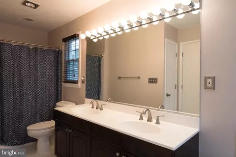 Bath - 14211 Ansted Rd, Silver Spring, MD 20905 photo 3 of 5
