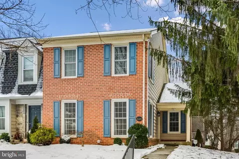 8628 Fountain Valley Dr, Montgomery Village, MD 20886