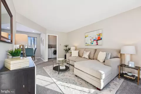 Living - 1805 Middlevale Ter, Silver Spring, MD 20906 photo 5 of 6