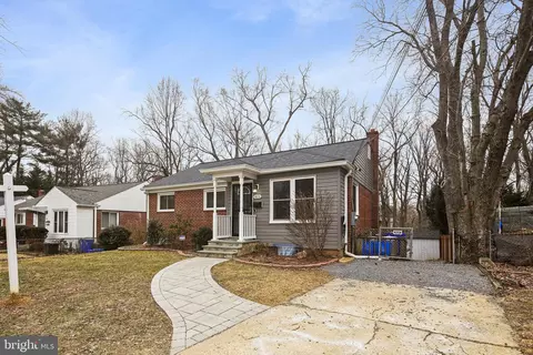 4074 Adams Dr, Silver Spring, MD 20902 photo 3