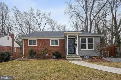 4074 Adams Dr, Silver Spring, MD 20902
