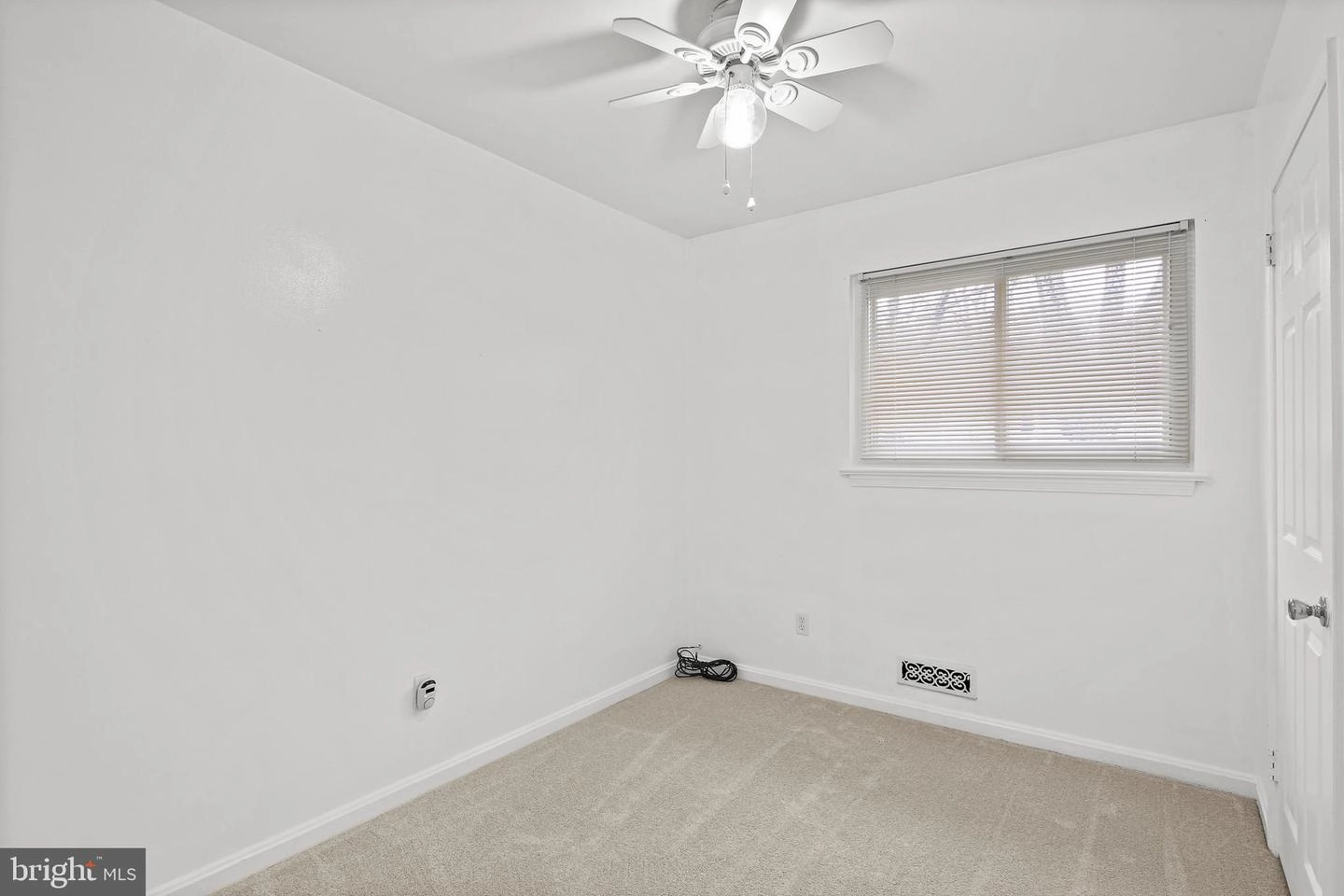 4074 Adams Dr, Silver Spring, MD 20902 photo 16