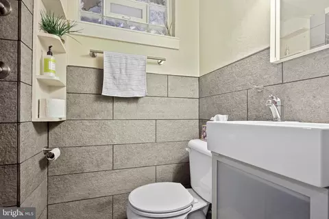 4074 Adams Dr, Silver Spring, MD 20902 photo 30