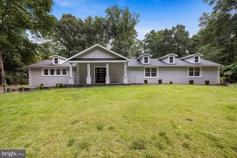 4300 Oaktree Rd, Rockville, MD 20853