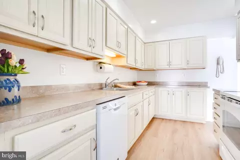 3612 Pimlico Pl #9-A, Silver Spring, MD 20906 photo 8